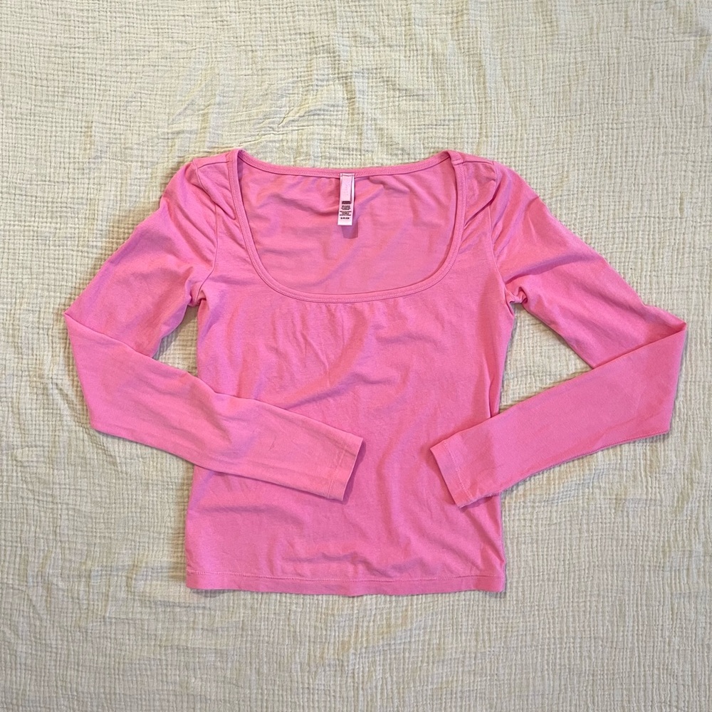 Skims New Vintage Scoop Neck Long Sleeve T-Shirt